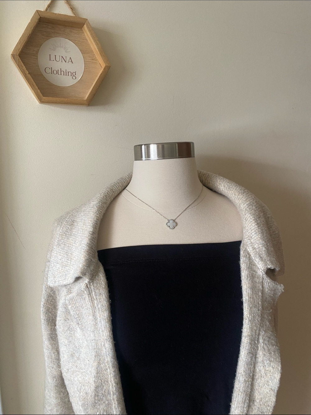 Tahari Light Beige Knit Sweater